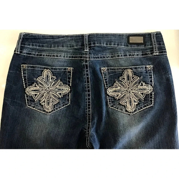 Wired Heart Womens size 34 Blue Jeans detailed White Stitch (HEM) - Picture 8 of 12